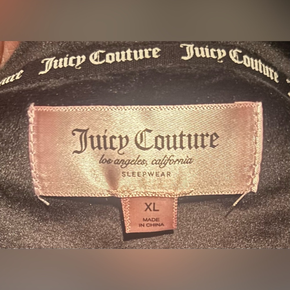 Juicy Couture Women’s Black Crew Neck Velvet Fleece Long Sleeve Shirt Size: XL - Picture 3 of 3